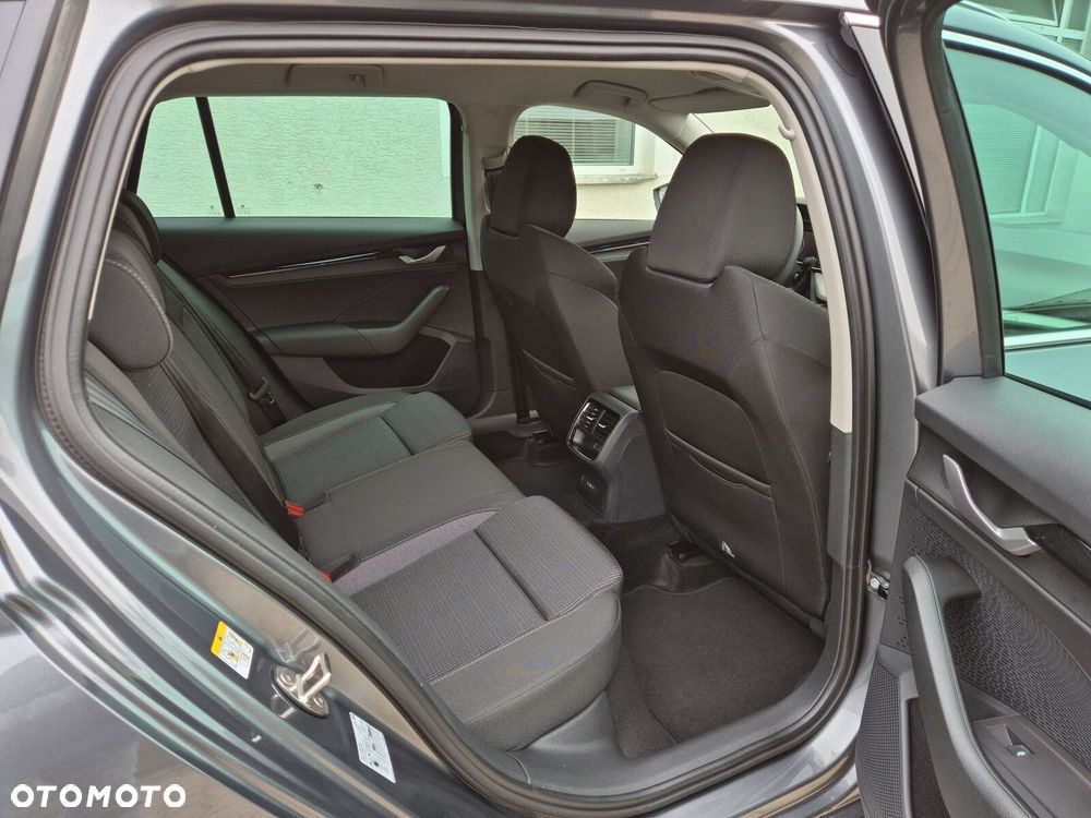 Skoda Octavia 2.0 TSI Drive Selection 4x4 DSG - 16