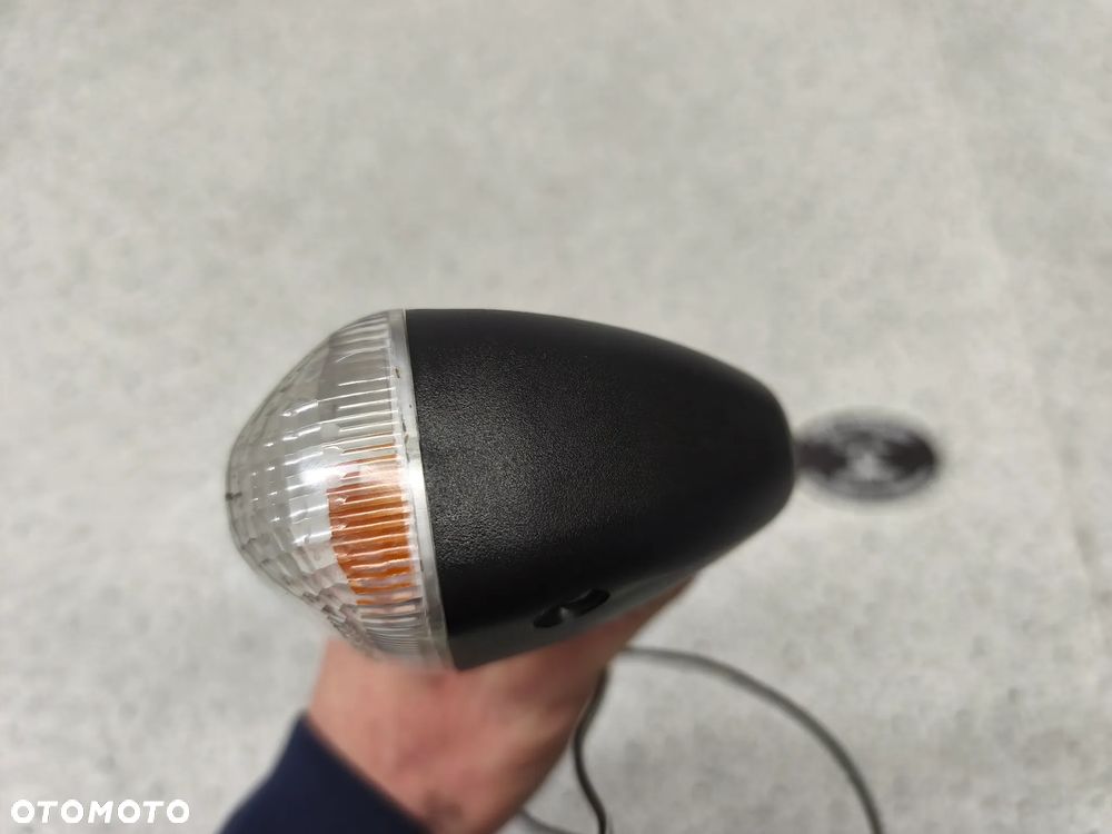 Kierunkowskaz prawy tył Suzuki GSX-R 1300 GSXR 1300 Hayabusa 1300 - 3