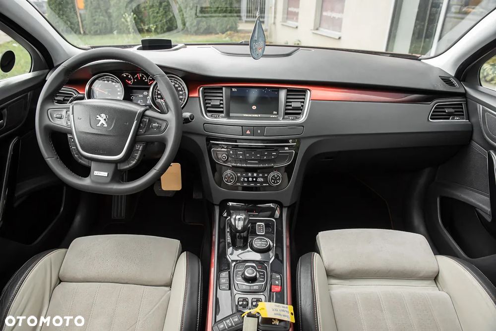 Peugeot 508 RXH 2.0 HDi HYbrid4 - 30