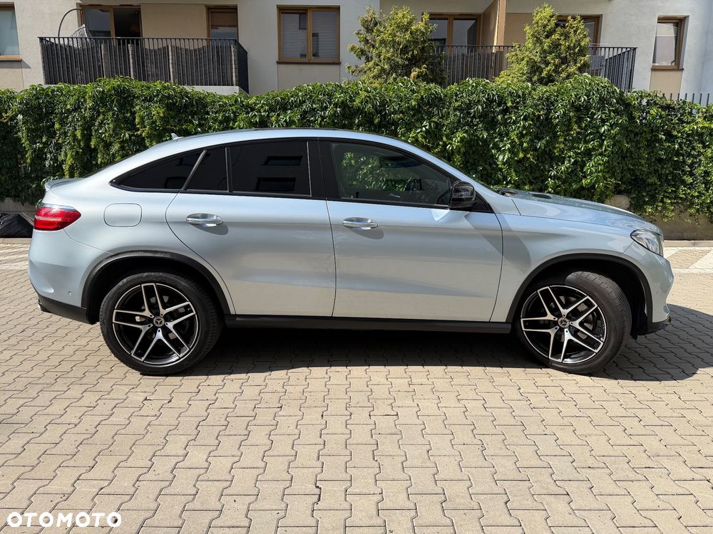 Mercedes-Benz GLE 350 d 4Matic 9G-TRONIC AMG Line - 10
