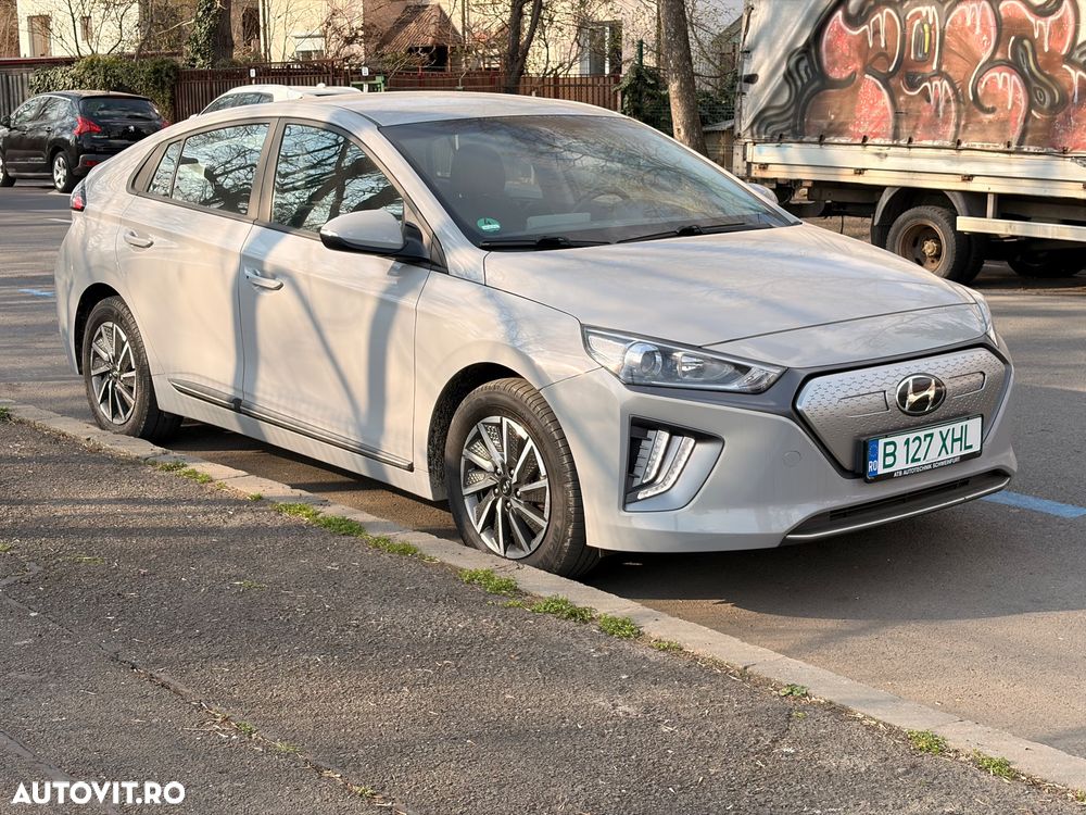 Hyundai IONIQ Business - 2