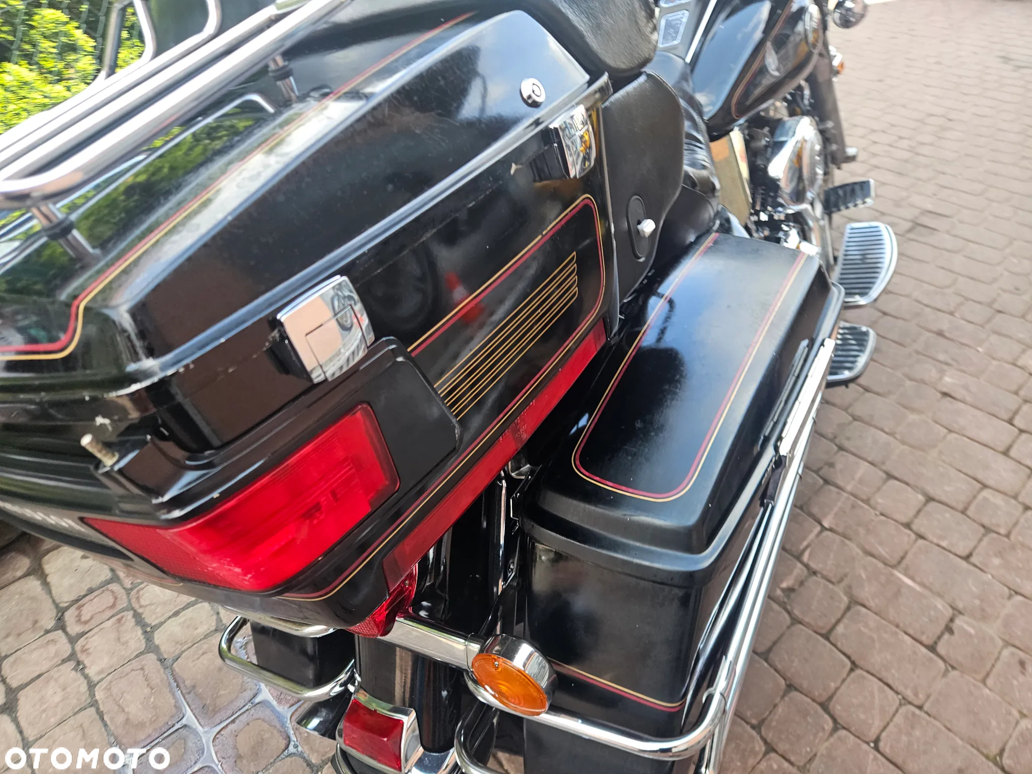 Harley-Davidson Softail Fat Bob - 32
