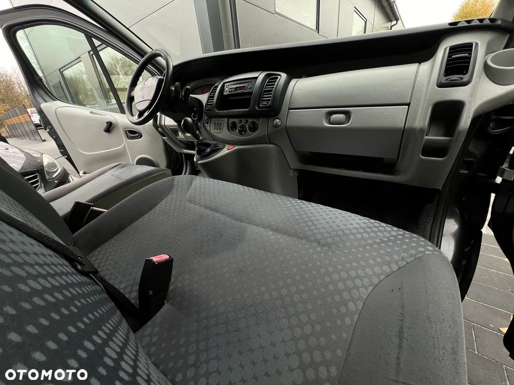 Renault TRAFIC - 16