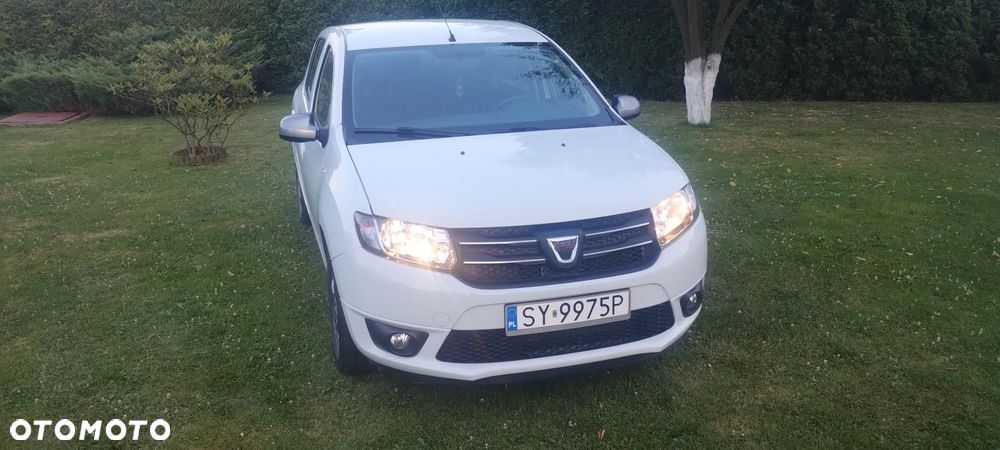 Dacia Sandero 1.2 16V Access EU6 - 1