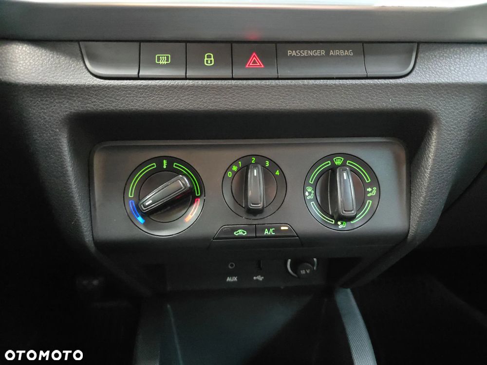 Skoda Fabia 1.0 TSI Ambition - 25