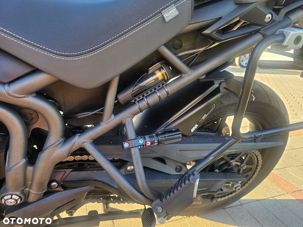 Triumph Tiger - 9
