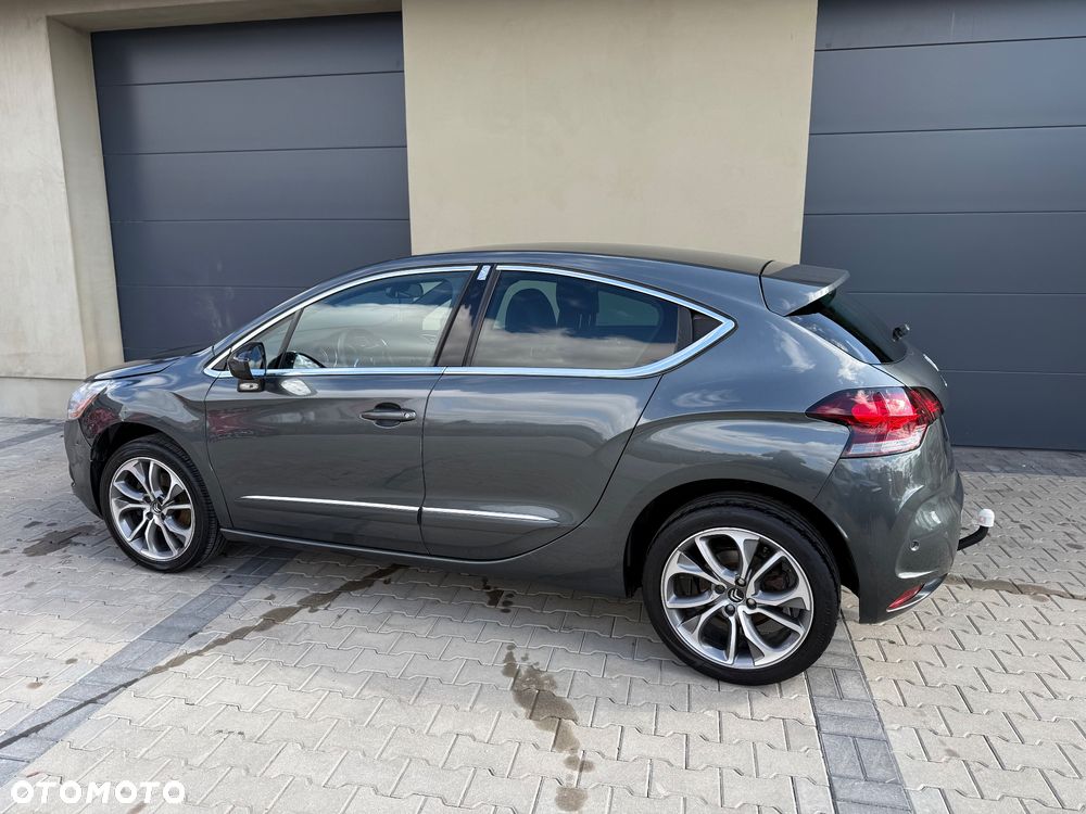 Citroën DS4 2.0 HDi SportChic - 1