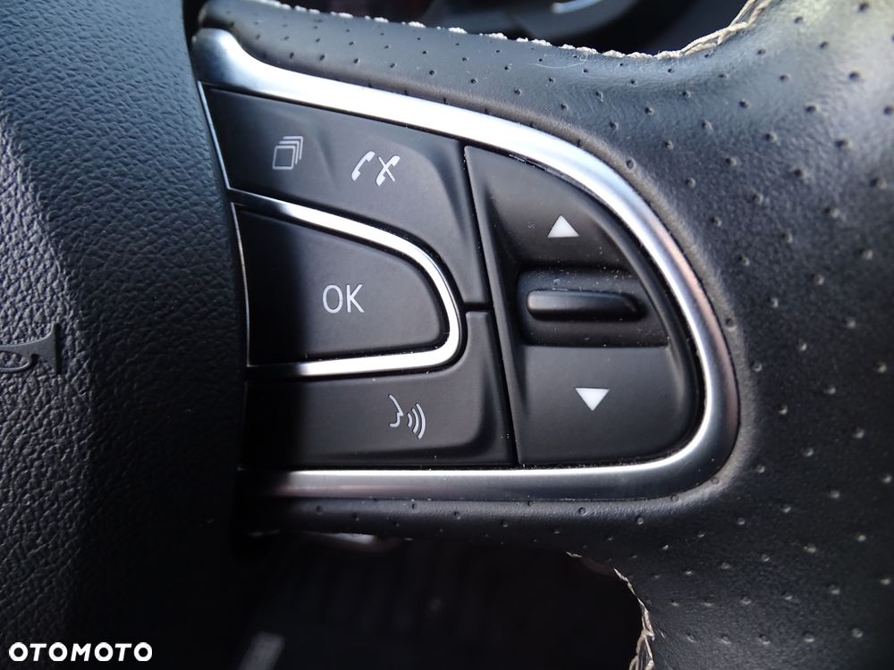 Renault Grand Scenic TCe 140 GPF BLACK EDITION - 27