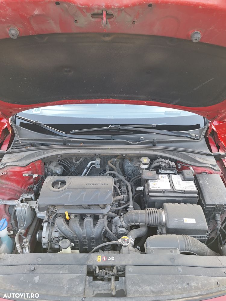 Hyundai i30 1.4 100CP 5DR M/T Highway+ - 14