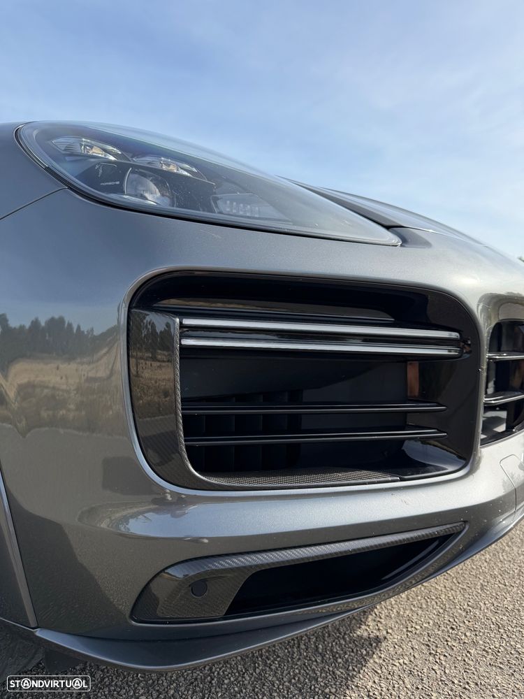 Porsche Cayenne Coupé Turbo S E-Hybrid Tiptronic S - 9