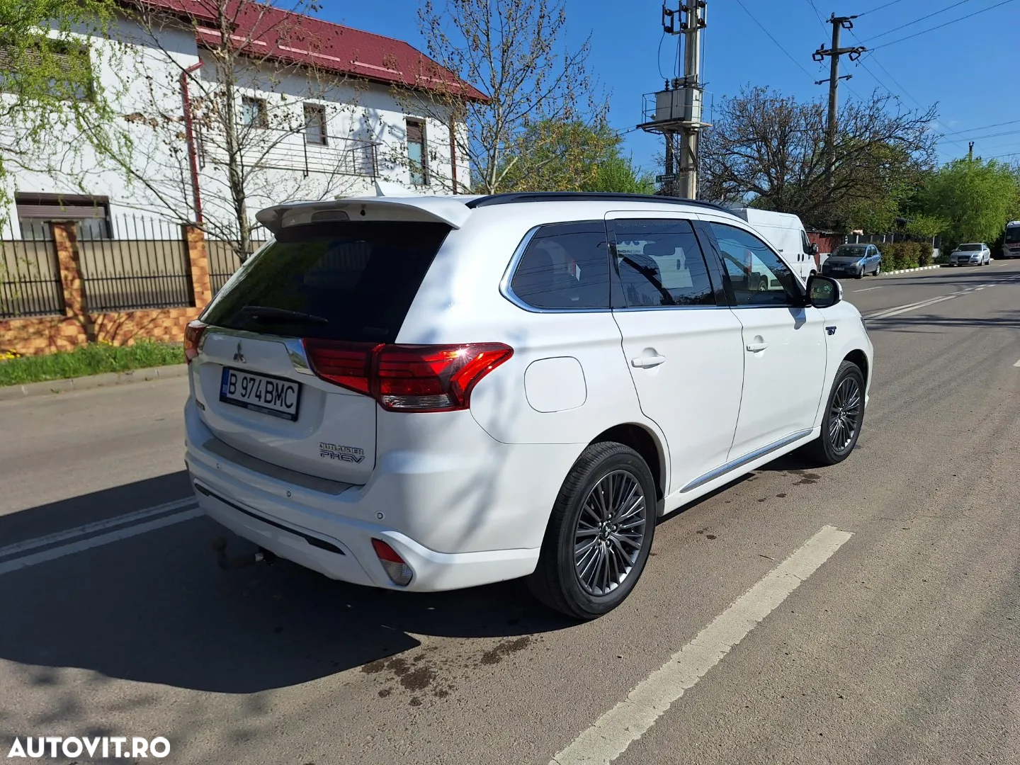 Mitsubishi Outlander PHEV 2.4 L 4X4 Instyle+ - 4