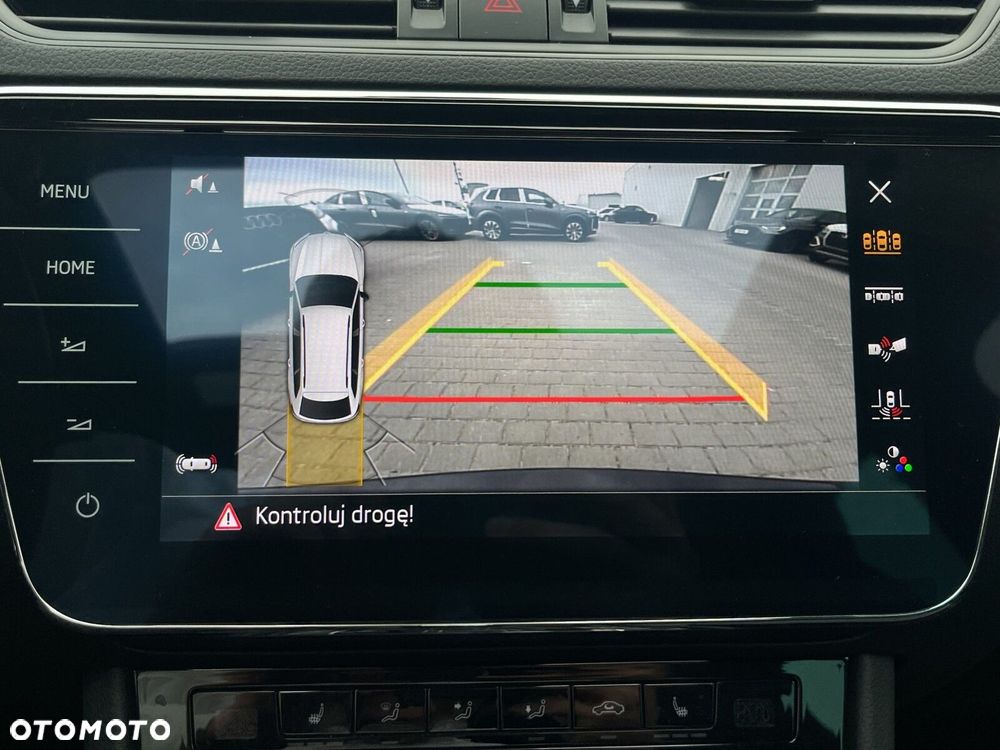 Skoda Superb 2.0 TDI SCR Sportline DSG - 26