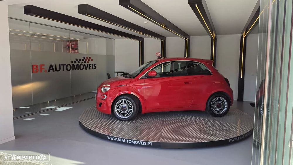Fiat 500e RED — fotografia 13