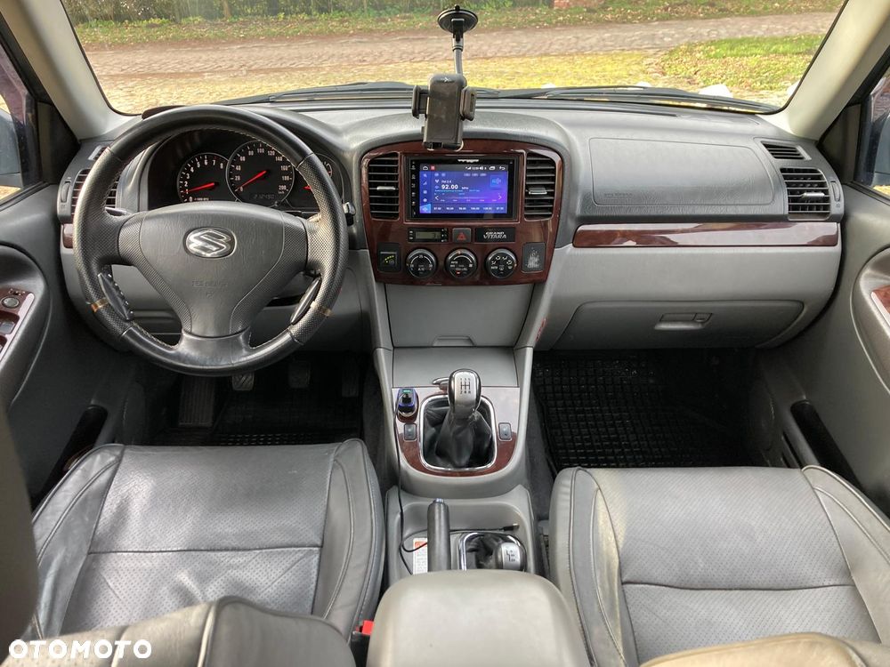 Suzuki Grand Vitara 2.0 Comfort Limited - 7