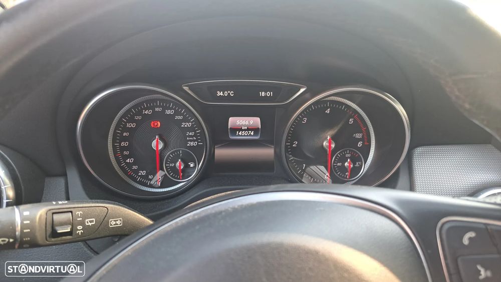 Mercedes-Benz CLA 180 d Shooting Brake - 7