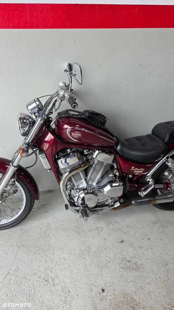 Suzuki Intruder - 21