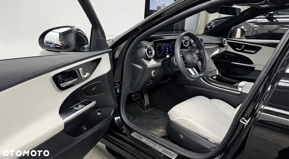 Mercedes-Benz Klasa C 300 mHEV 4-Matic AMG - 8