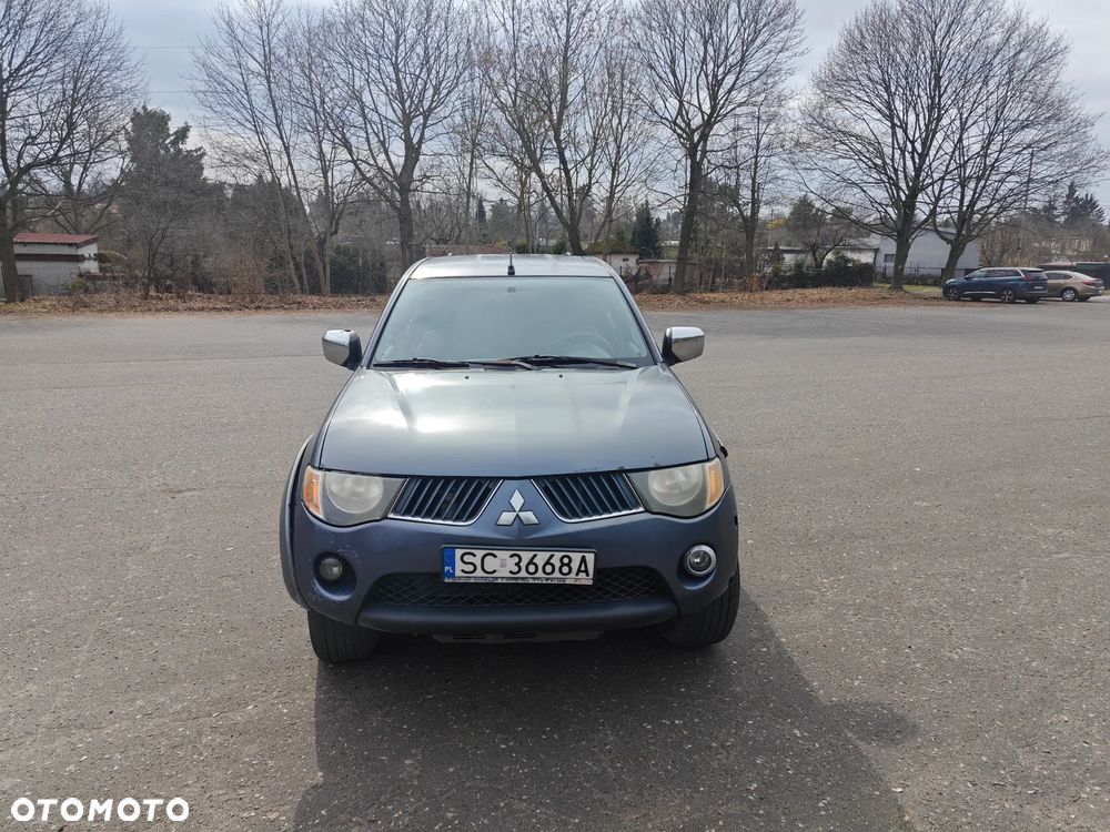 Mitsubishi L200 2.5 DID Intense - 2