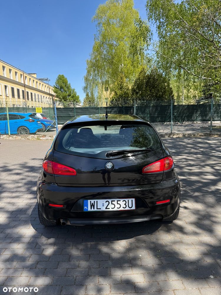 Alfa Romeo 147 - 6