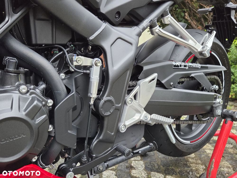 Honda CBR - 25