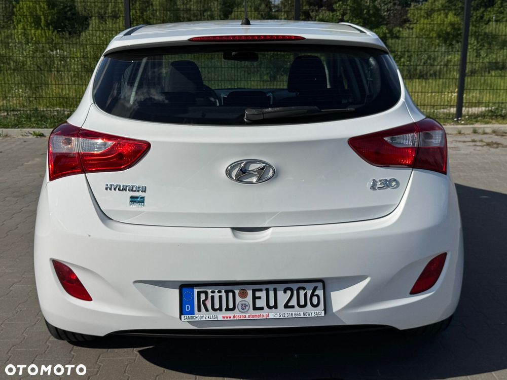 Hyundai i30 1.4 Trend - 35