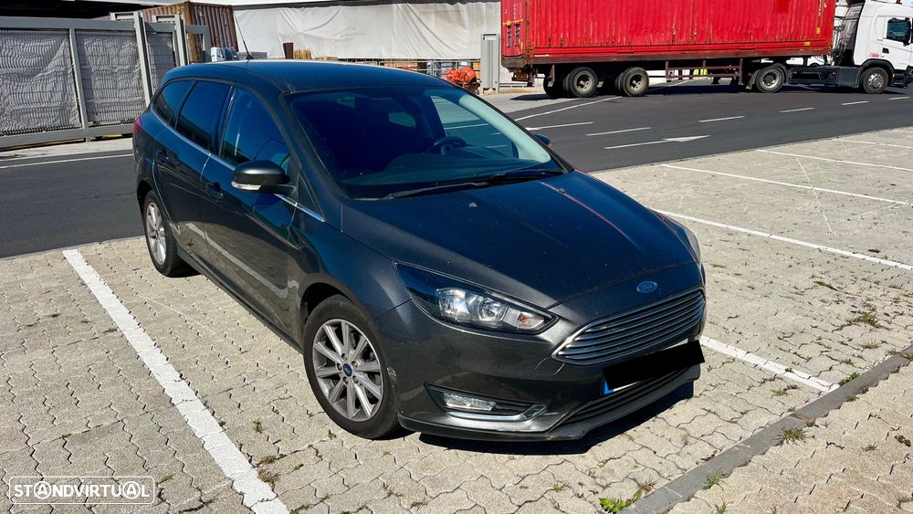 Ford Focus SW 1.0 EcoBoost Titanium - 8