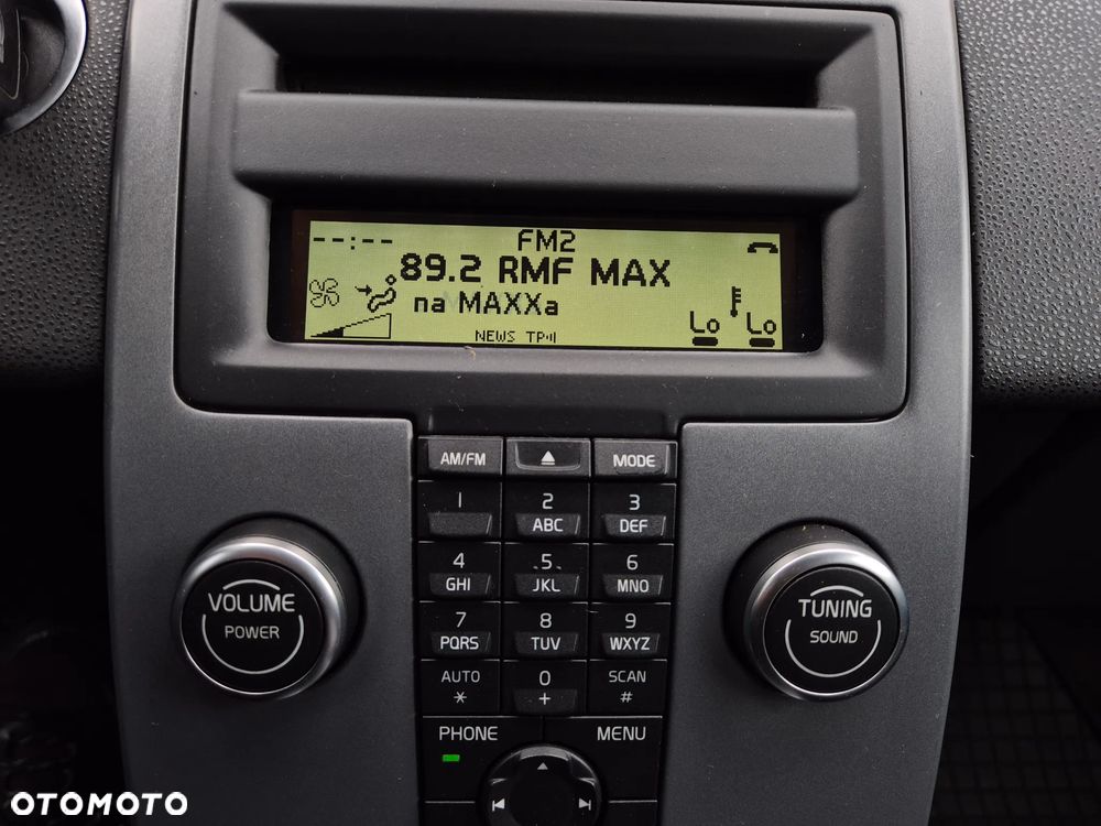 Volvo V50 2.0D Momentum - 9