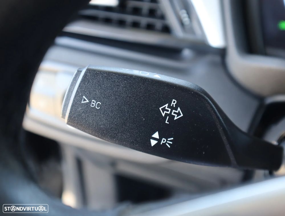 BMW X1 16 d sDrive Auto - 34
