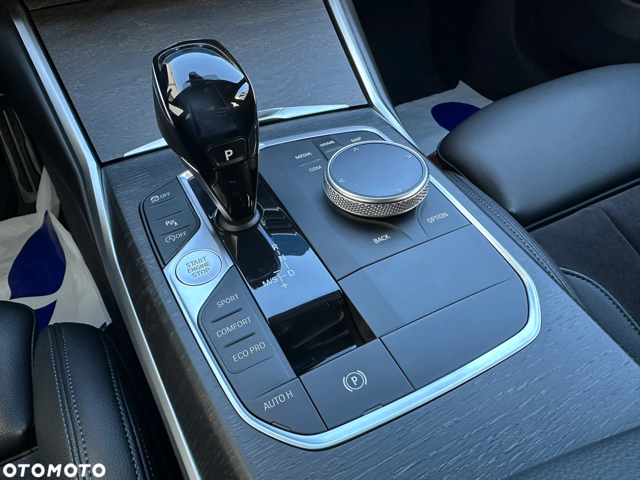 BMW Seria 3 320i M Sport Shadow - 35