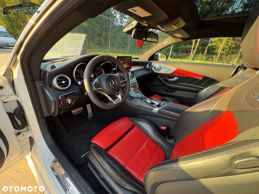 Mercedes-Benz Klasa C AMG 63 S - 15