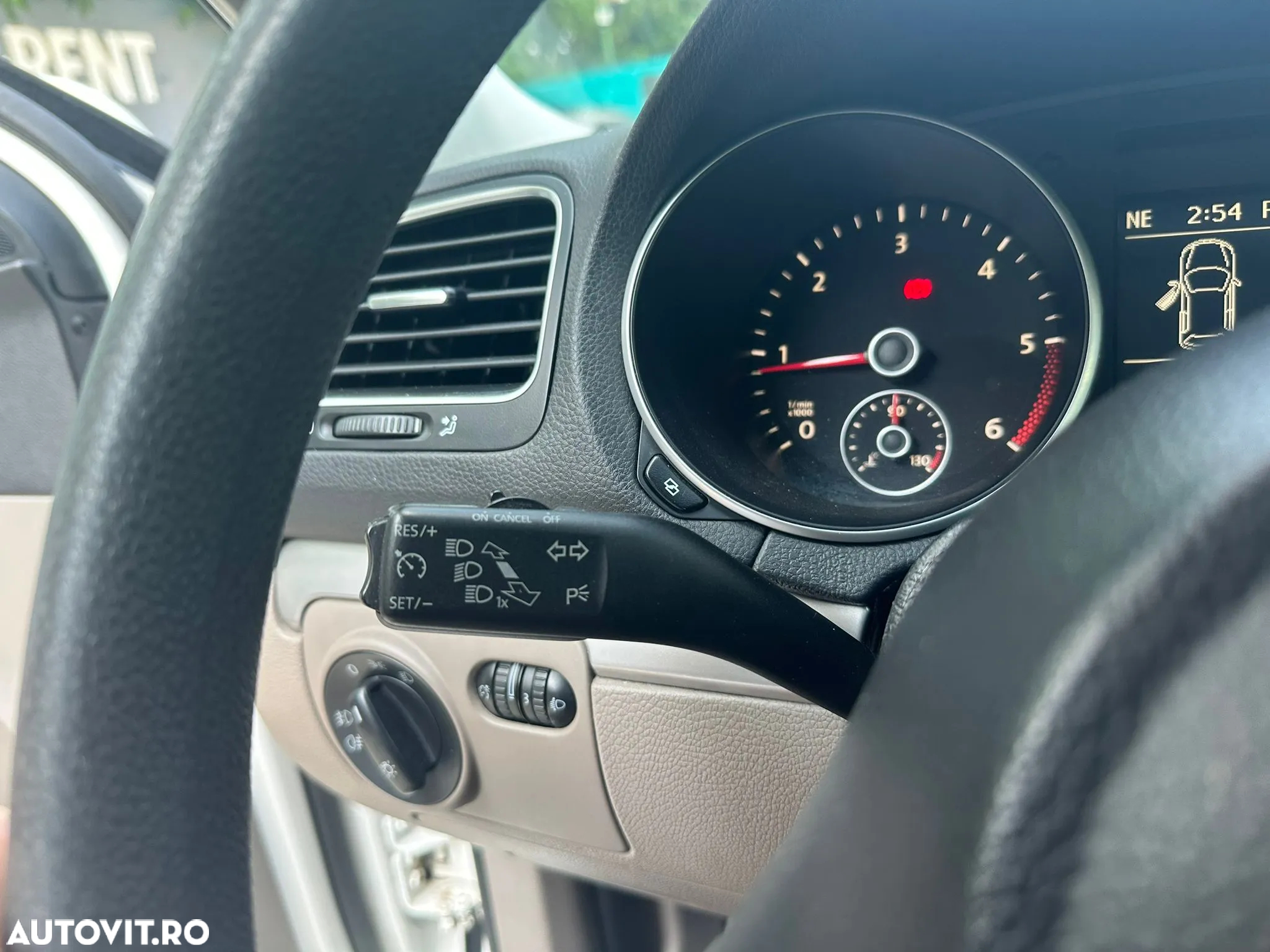 Volkswagen Golf - 17