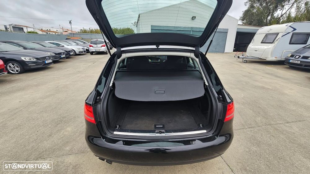 Audi A4 Avant 2.0 TDI DPF S line Sport Pack - 34