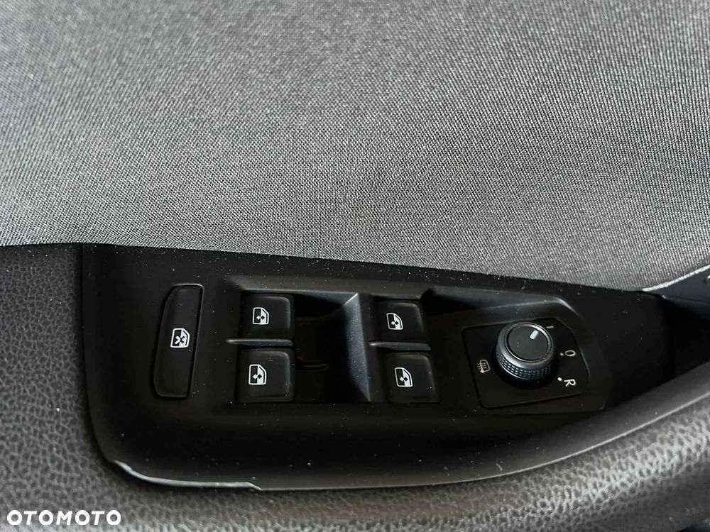 Volkswagen Passat 2.0 TDI BMT Comfortline DSG - 29