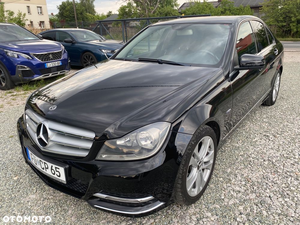 Mercedes-Benz Klasa C 180 CGI Automatik BlueEFFICIENCY Avantgarde - 7