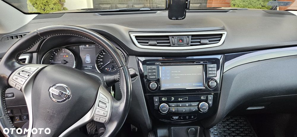 Nissan Qashqai 1.5 dCi Tekna - 9