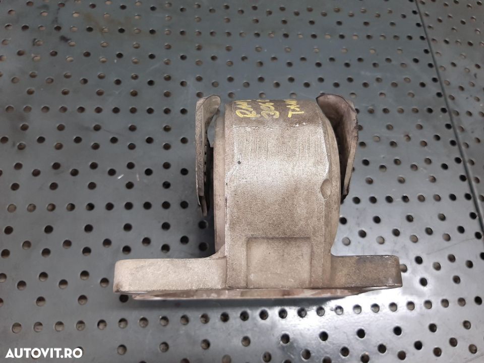 suport tampon motor  land range rover vogue 4 l405 3.0 d 306dt euro 6  dupa 2015  4618099231 - 2