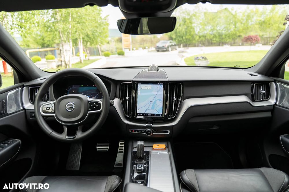 Volvo XC 60 B5 D AWD Geartronic RDesign - 6