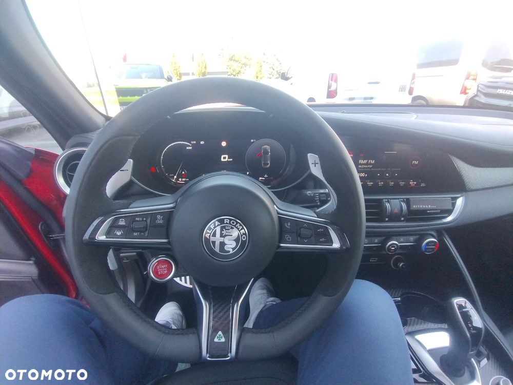 Alfa Romeo Giulia 2.9 Bi Turbo V6 Quadrifoglio - 12