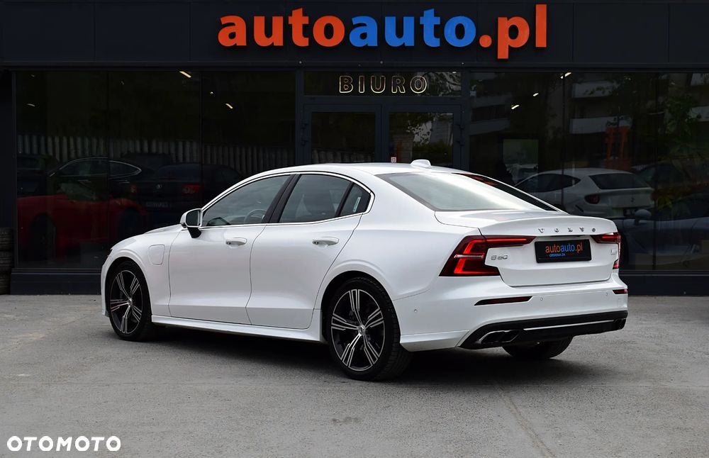 Volvo S60 T8 AWD Plug-In Hybrid Polestar Engineered - 28