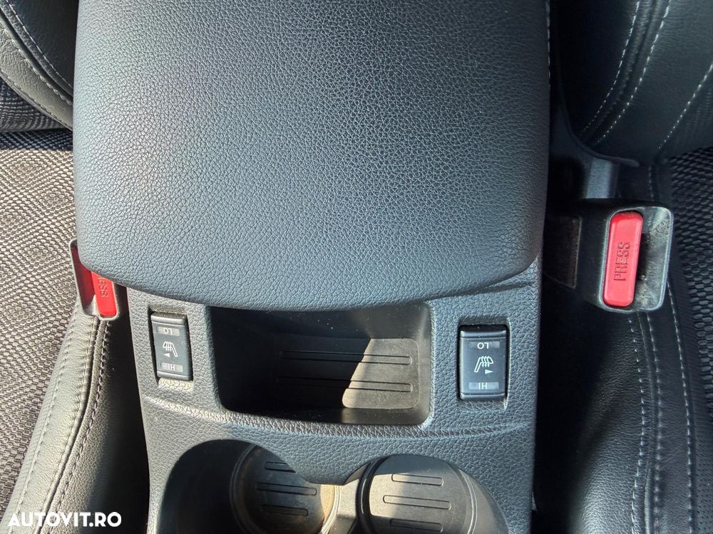 Nissan Qashqai 1.6 DCI Start/Stop 4X4-i Tekna - 10