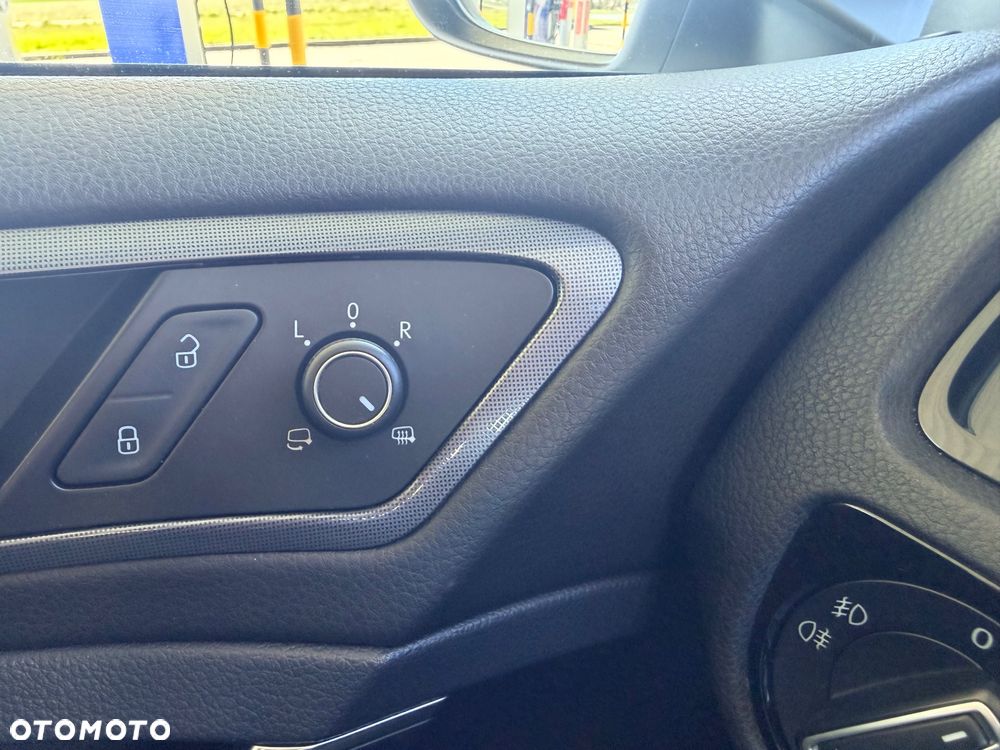 Volkswagen Golf 1.4 TSI BMT Highline DSG - 21