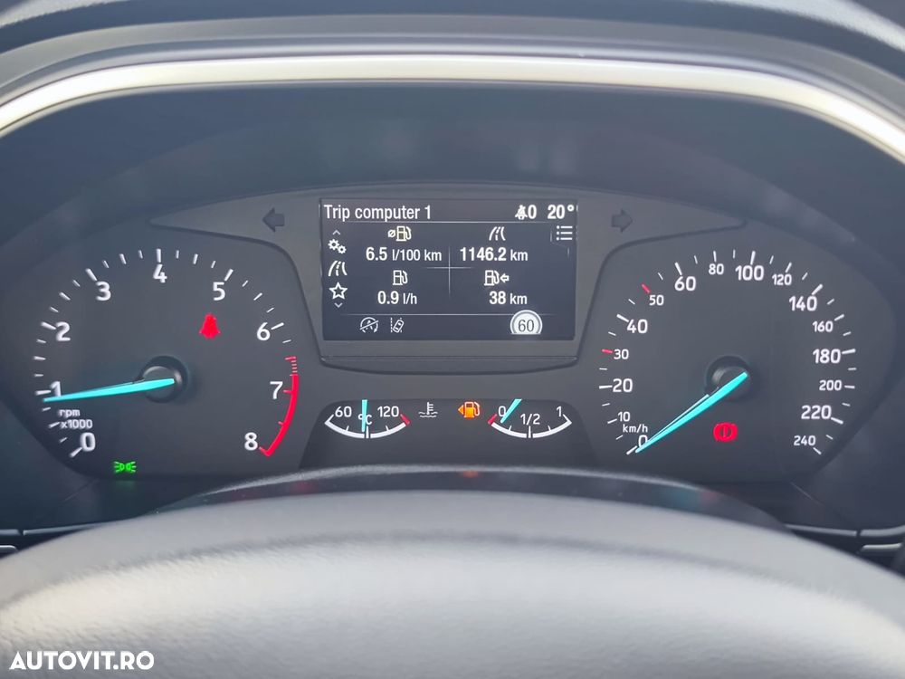 Ford Focus 1.0 EcoBoost Titanium - 26