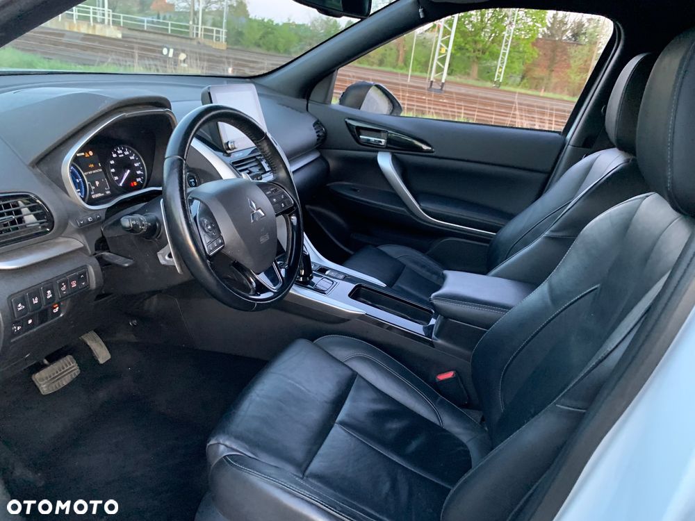 Mitsubishi Eclipse Cross - 22
