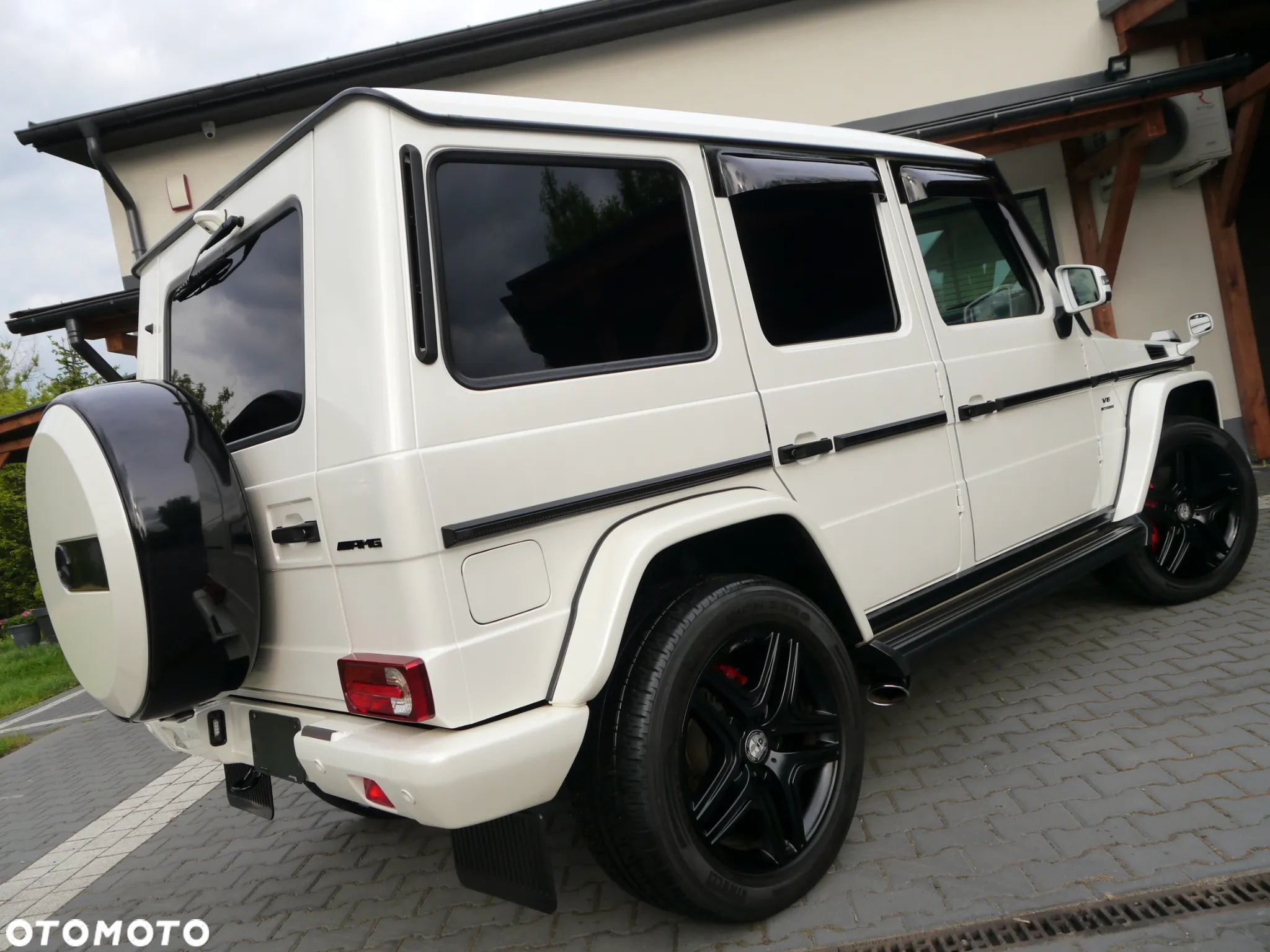 Mercedes-Benz Klasa G 63 AMG L - 14