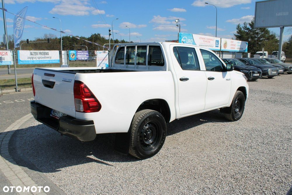 Toyota Hilux - 7