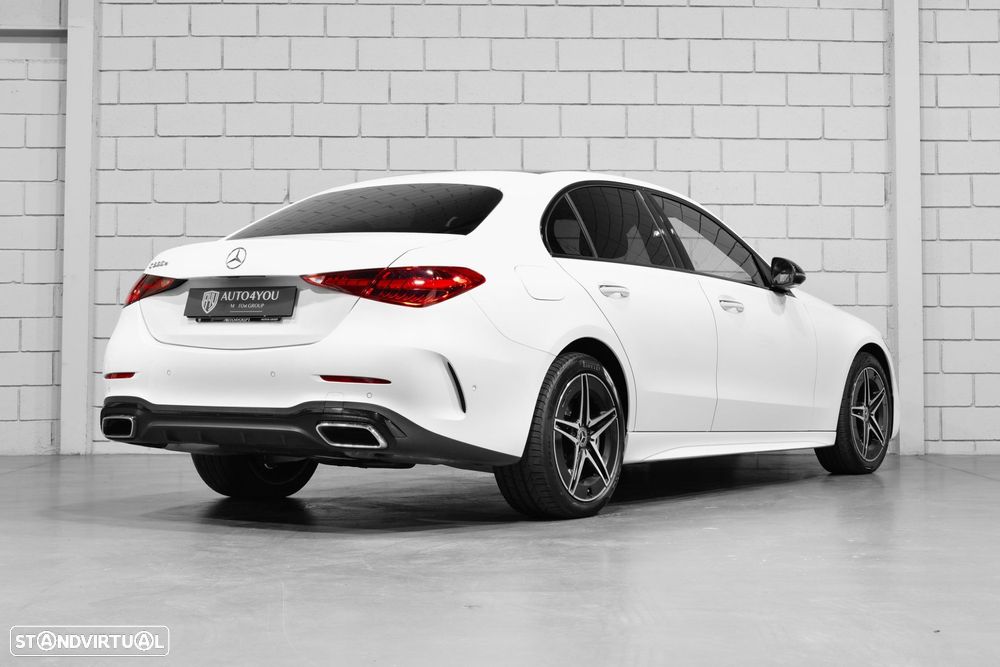 Mercedes-Benz C 300 e 9G-TRONIC AMG Line - 4