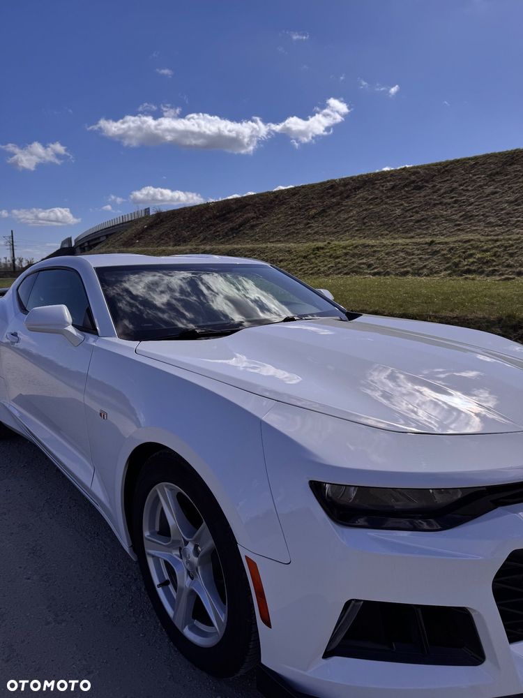 Chevrolet Camaro 2.0 - 10