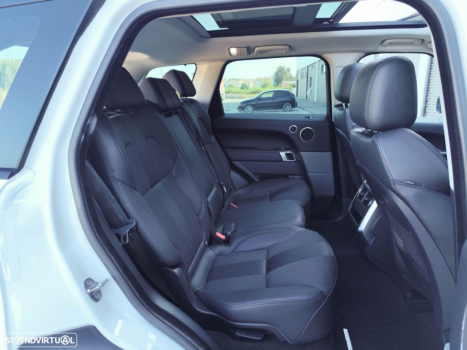 Land Rover Range Rover Sport 2.0 SD4 S - 39
