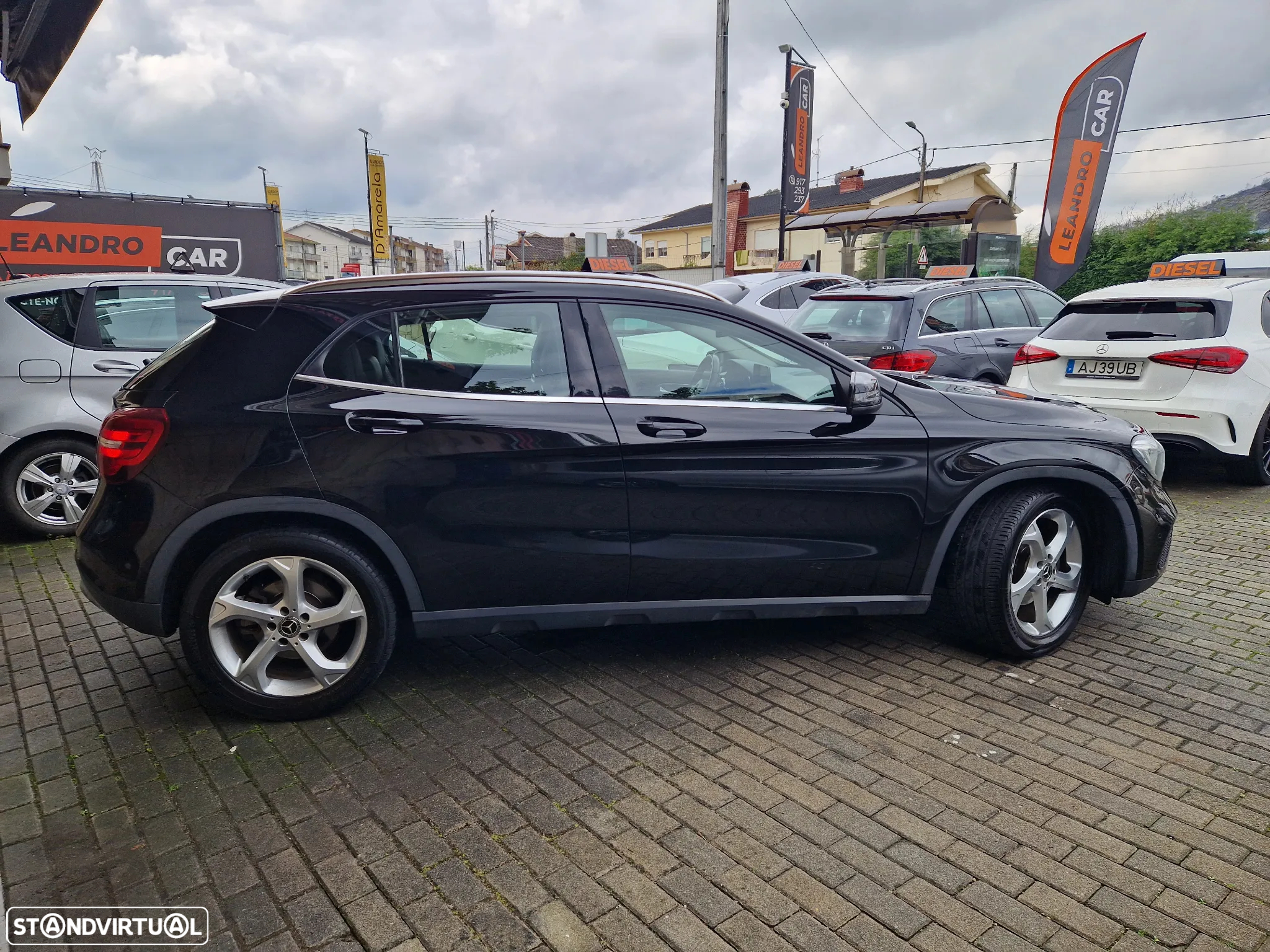 Mercedes-Benz GLA 180 7G-DCT Urban - 8
