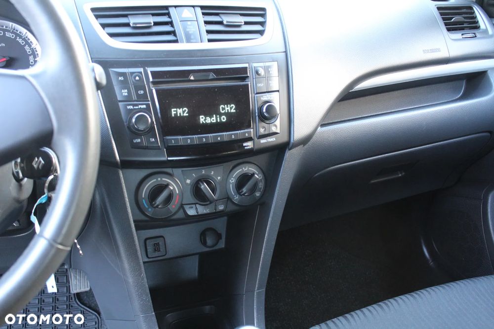 Suzuki Swift - 25